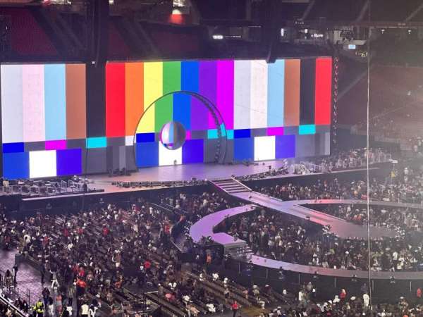 Mercedes-Benz Stadium, section: 230, row: 9, seat: 1