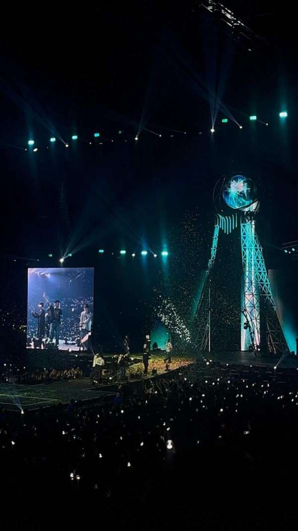 Royal Arena, section: 106, row: 21, seat: 98