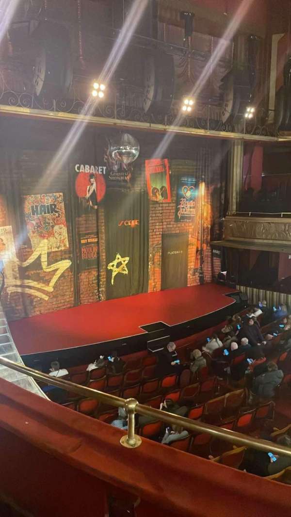 Folies Bergère, section: Catégorie 1, row: N, seat: 1