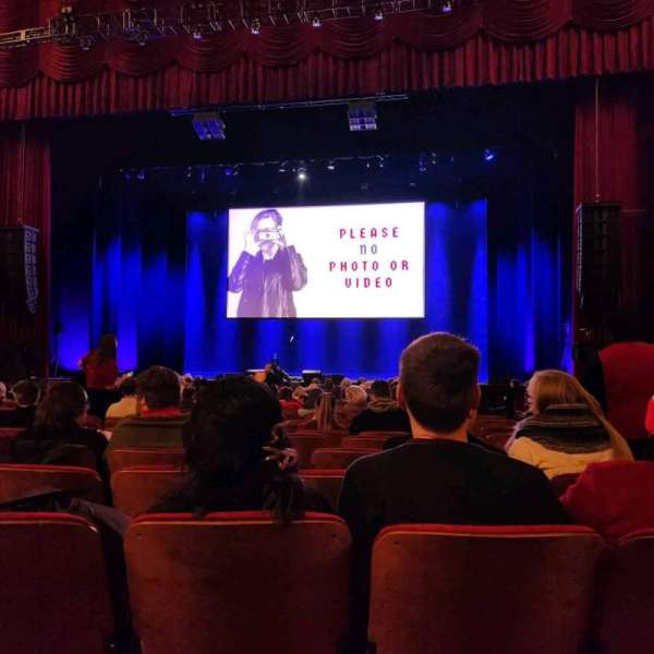 Chicago Theatre, section: MNFL4R, row: B, seat: 418
