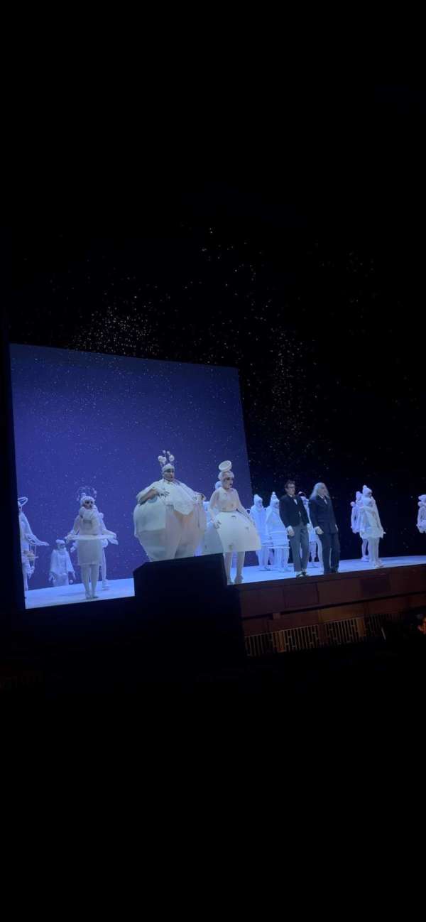 Volksoper Wien, section: Parkett links, row: 1, seat: 1
