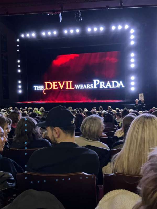 Dominion Theatre, section: Stalls, row: U, seat: 16