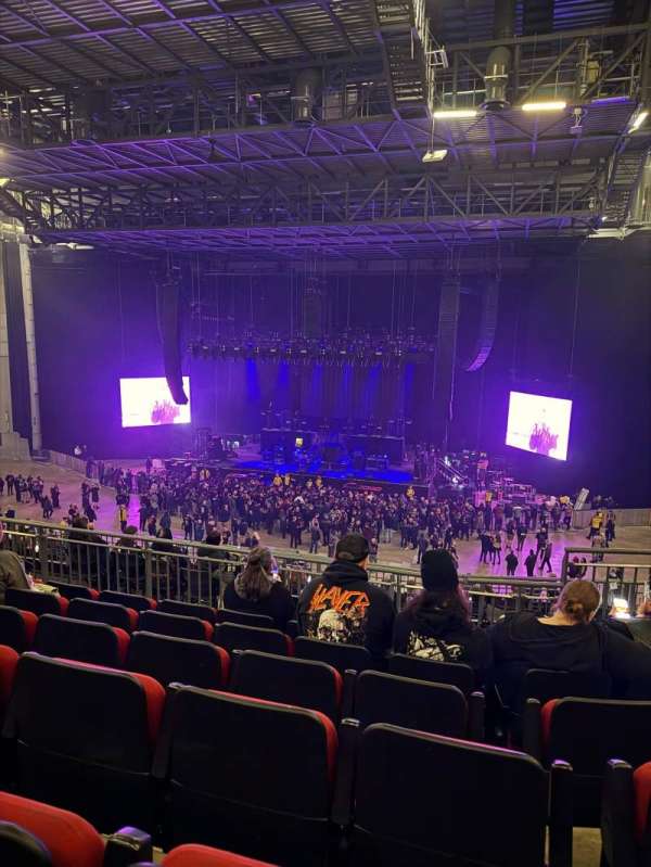 First Direct Bank Arena, section: 216, row: F, seat: 11