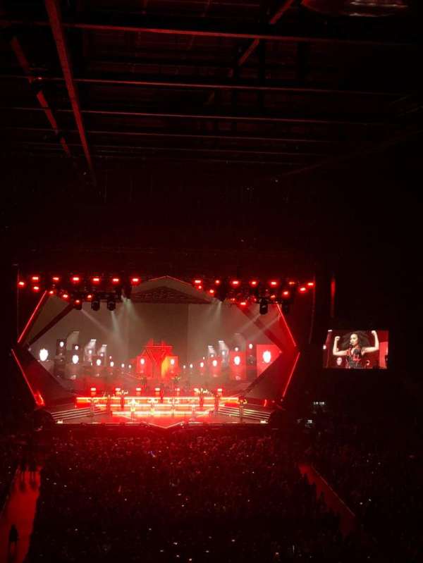Ziggo Dome, section: 208, row: 8, seat: 10