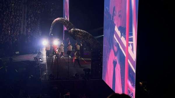Uber Arena, section: 209, row: 19, seat: 2
