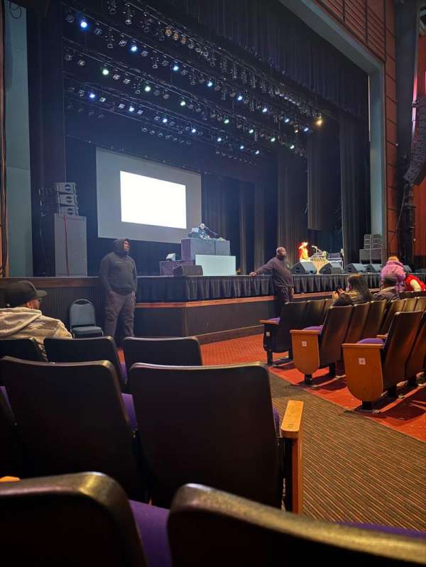 Toyota Oakdale Theatre, section: 104, row: G, seat: 11