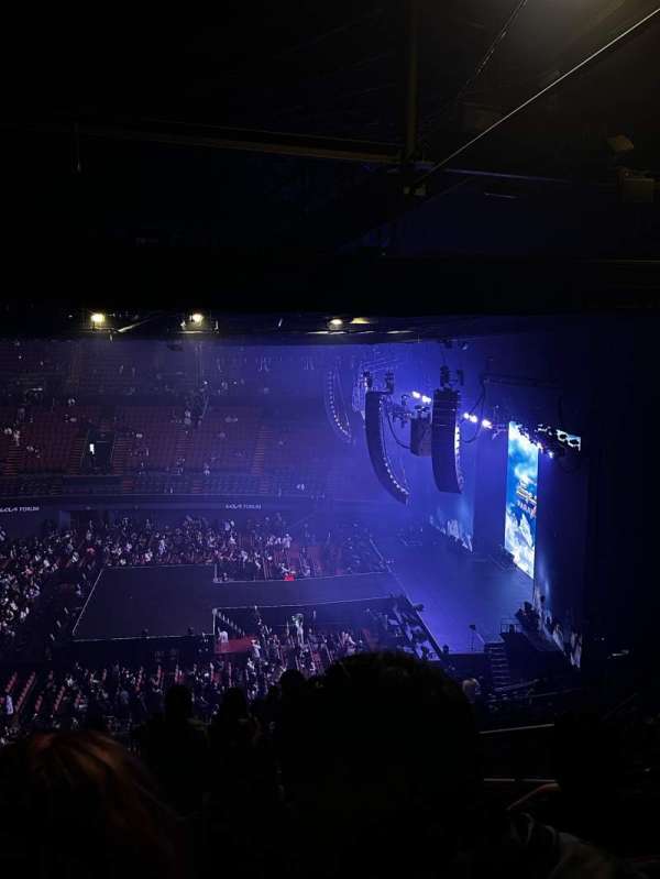 Kia Forum, section: 210, row: 18, seat: 12