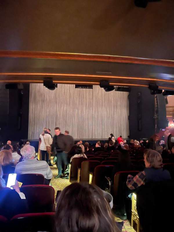 St. James Theatre, section: Orchestra L, row: Q, seat: 1
