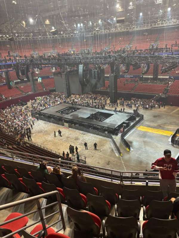 Qudos Bank Arena, section: 68, row: F, seat: 361