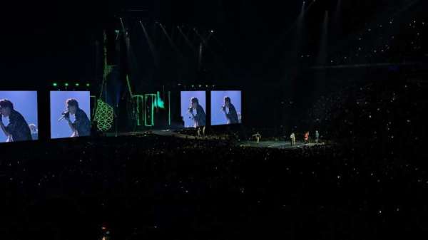 Paris La Défense Arena, section: 106, row: 26, seat: 10