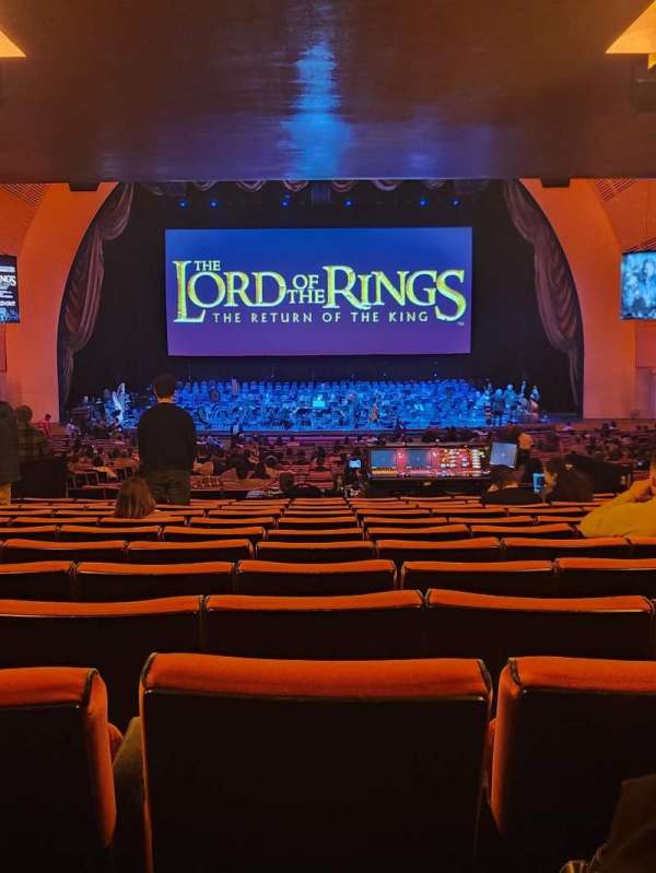 Radio City Music Hall, section: Orchestra 4, row: W, seat: 407