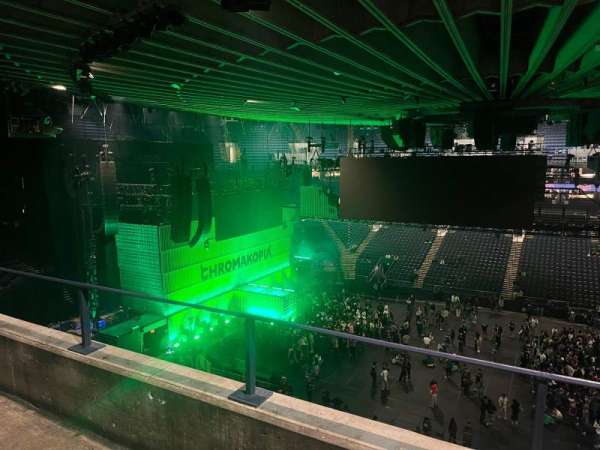 Oakland Arena, section: 216, row: 2, seat: 3