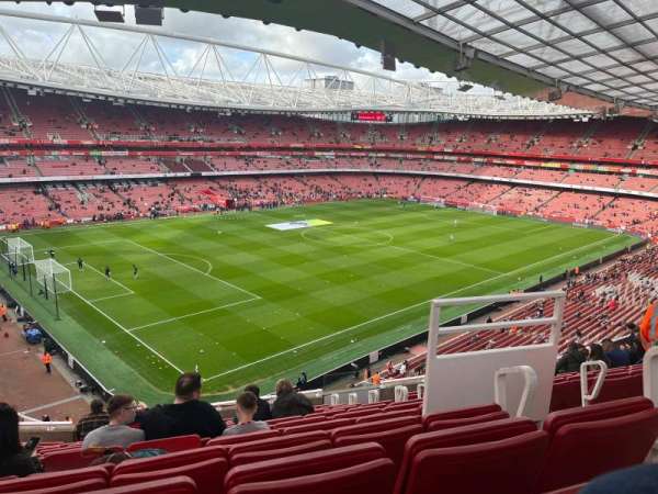 Emirates Stadium, section: 117, row: 11, seat: 750
