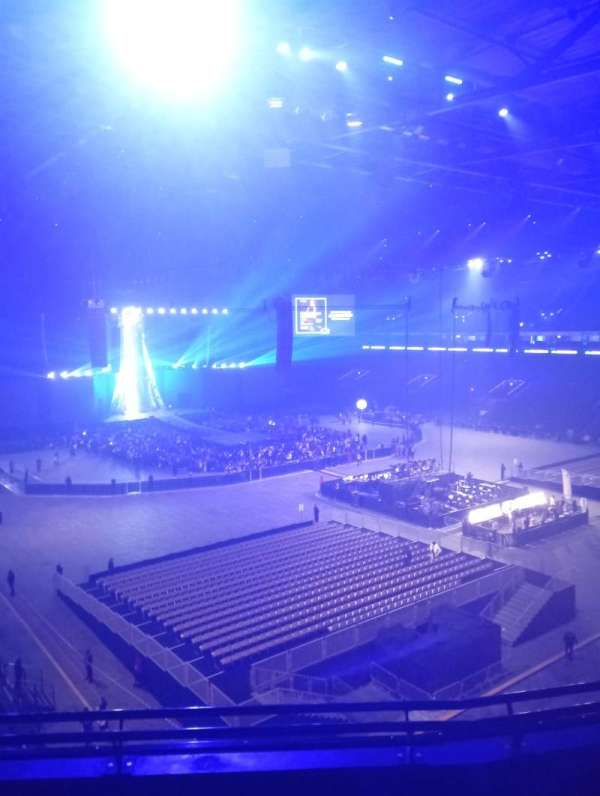 Paris La Défense Arena, section: 408, row: 44, seat: 28