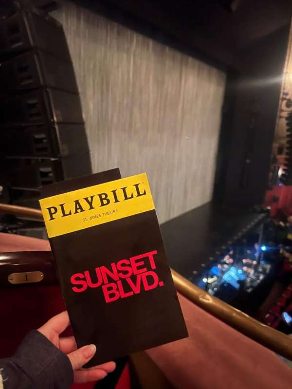 St. James Theatre, section: Mezzanine Box L