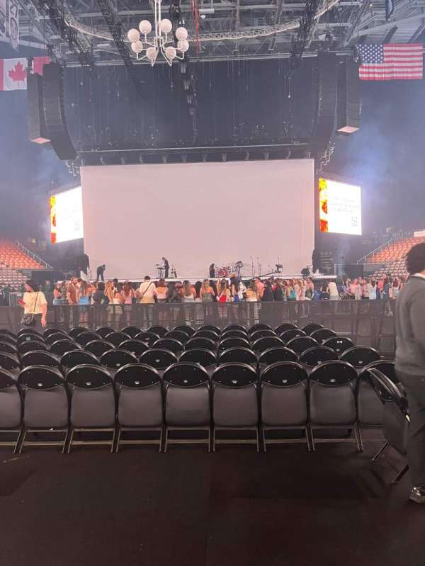 Scotiabank Arena, section: Floor F, row: 3