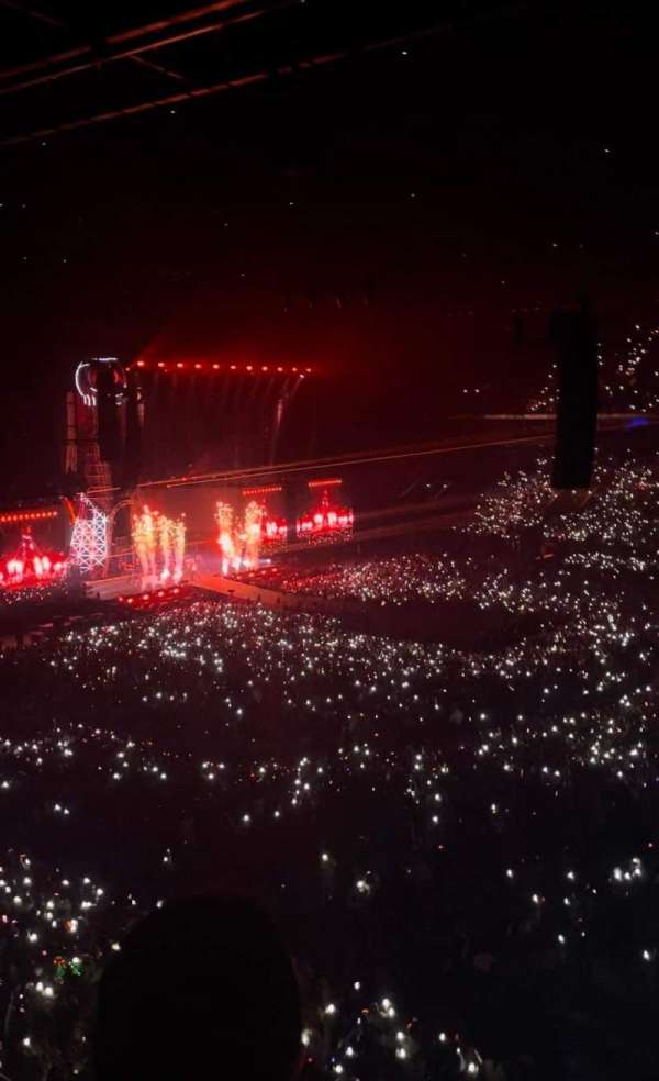 Paris La Défense Arena, section: 405, row: 42, seat: 35