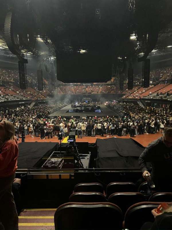 Kia Forum, section: 101, row: 5, seat: 1-2