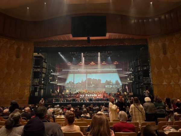 Fisher Theatre, section: Main Floor C, row: R, seat: 105