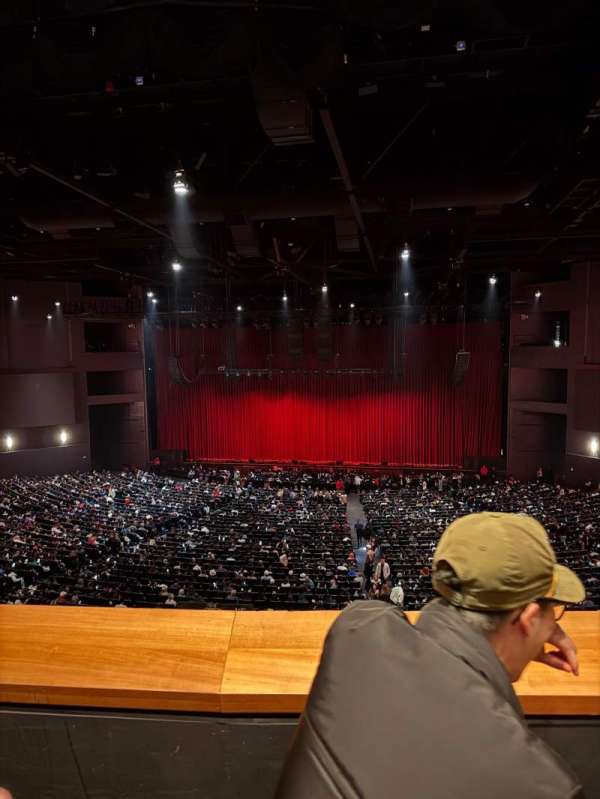 Peacock Theater, section: Lower Mezz Center Right, row: B, seat: 204
