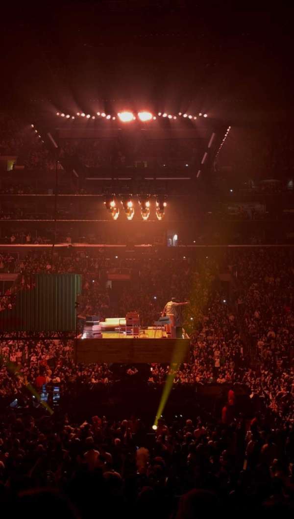 Crypto.com Arena, section: 110, row: 20, seat: 16