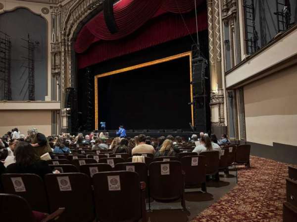 Golden Gate Theatre, section: Orchestra R, row: N, seat: 28