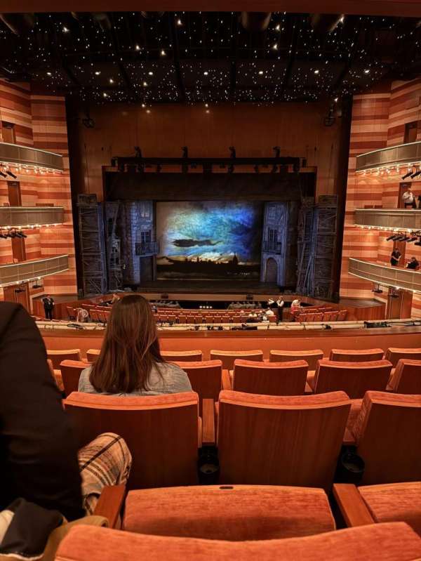 Eccles Theater, section: T1 Center, row: E, seat: 8