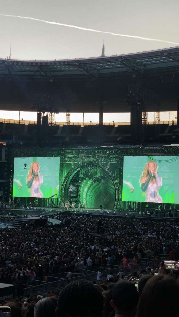 Stade de France, section: D1, row: 25, seat: 5