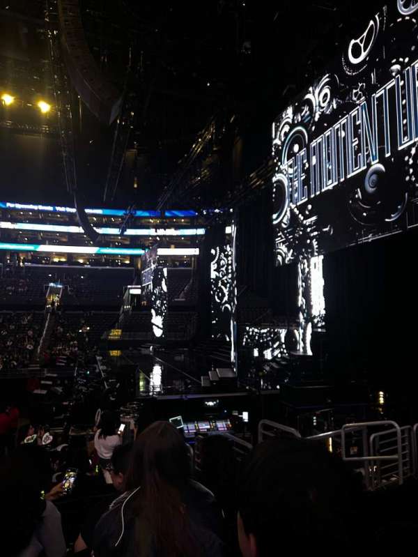 Crypto.com Arena, section: 118, row: 14, seat: 8