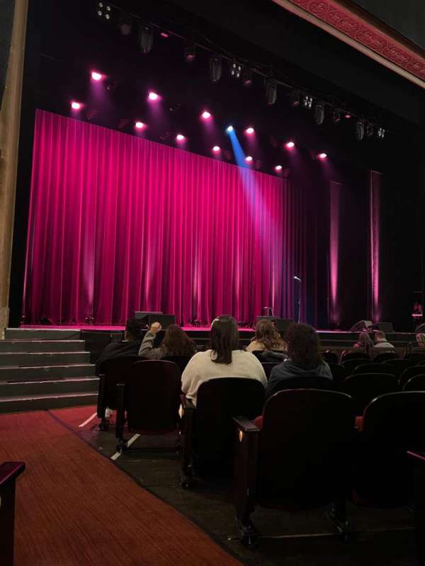 Paramount Theatre, Seattle, section: Main Floor 4, row: H, seat: 1