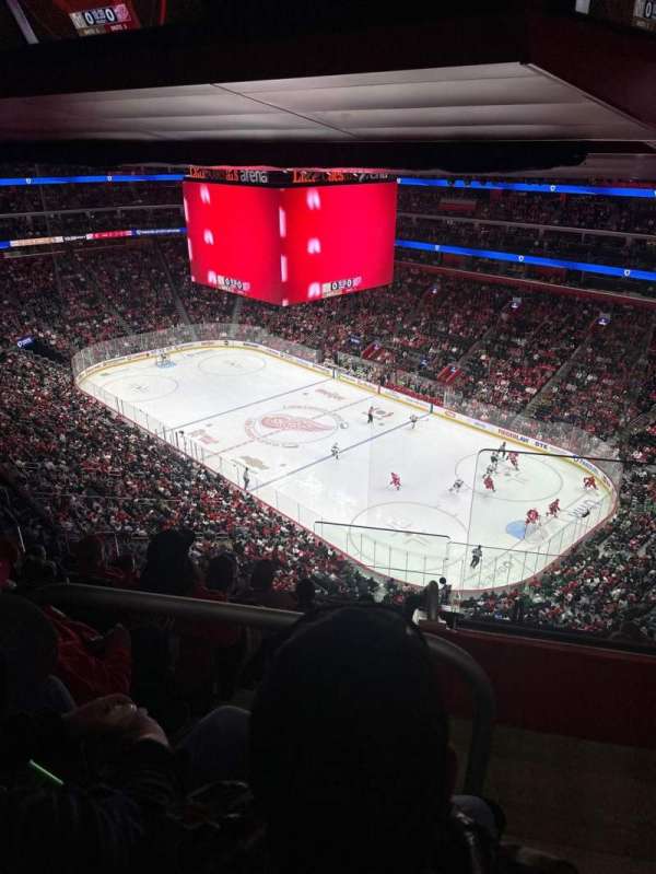 Little Caesars Arena, section: 208, row: 7, seat: 1