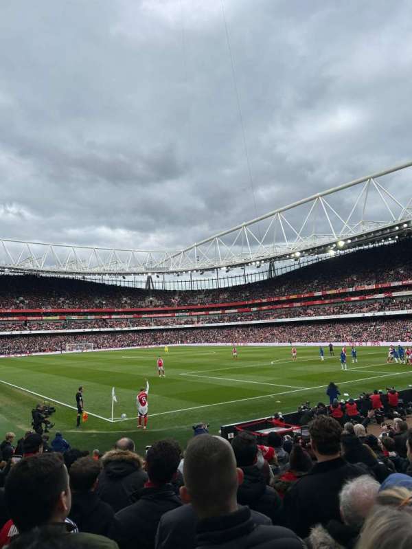 Emirates Stadium, section: 27, row: 16, seat: 856