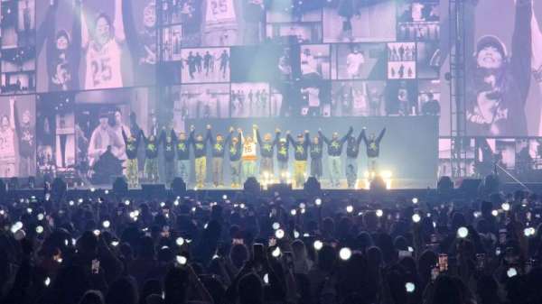 Allstate Arena, section: 114, row: A, seat: 4