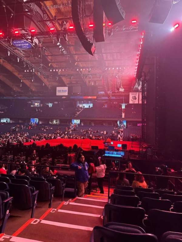 Allstate Arena, section: 109, row: G, seat: 21
