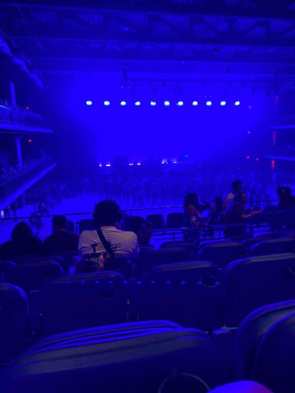 713 Music Hall, section: 201, row: F, seat: 5
