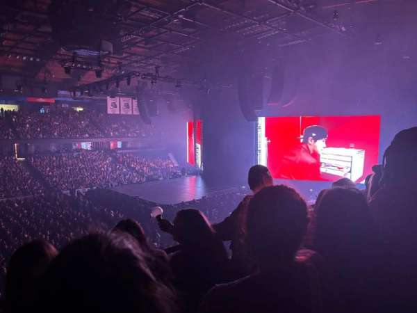 Allstate Arena, section: 211, row: C, seat: 28