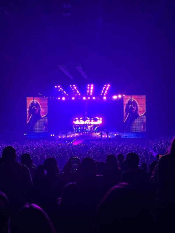 Crypto.com Arena, section: 106, row: 14, seat: 13
