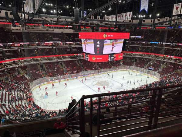 United Center, section: 304, row: 9, seat: 2