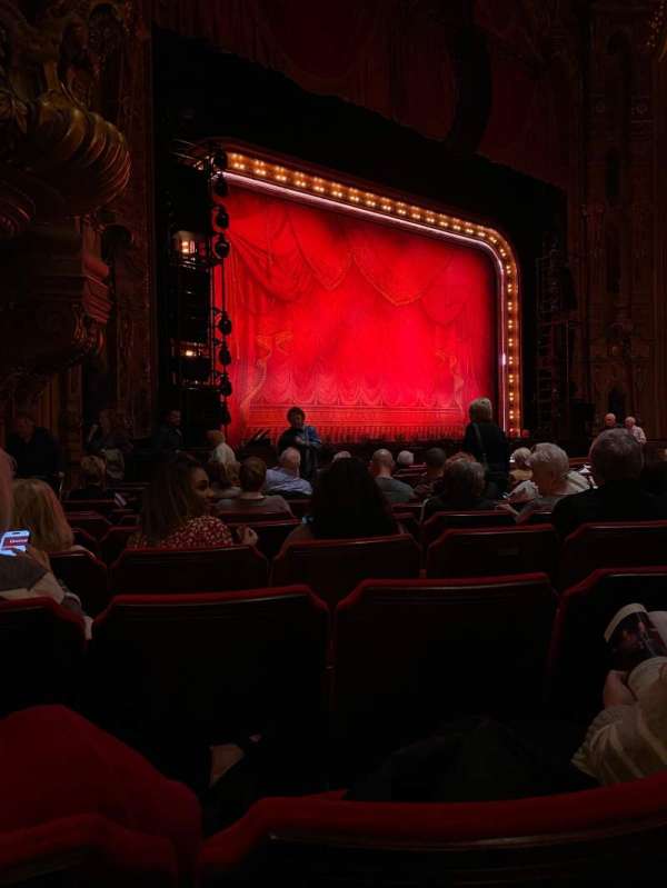 Ohio Theatre, Columbus, section: Orchestra 4, row: M, seat: 19