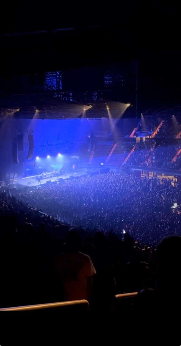 Kia Forum, section: 231, row: 14, seat: 1-3