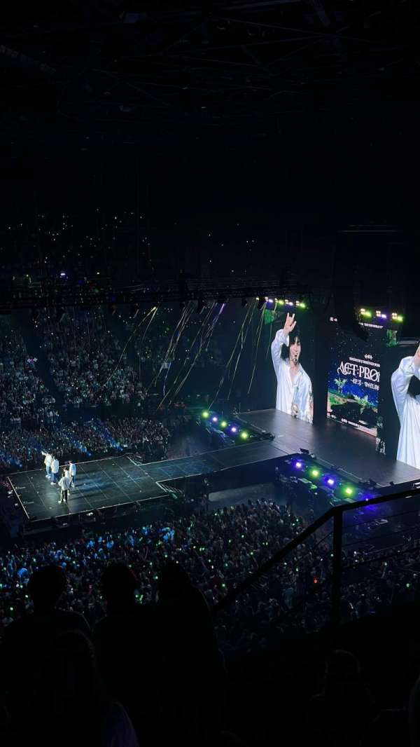 Accor Arena, section: Balcon F, row: 85, seat: 3