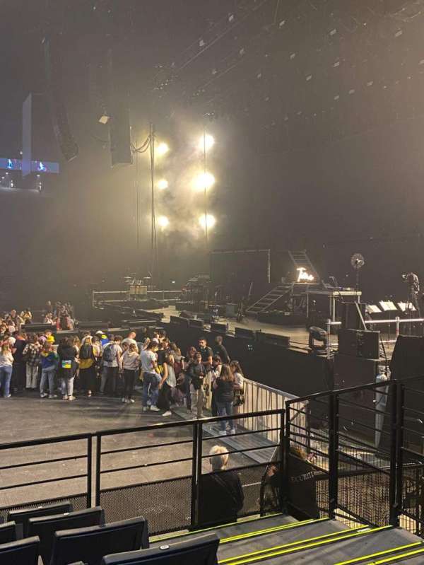 Accor Arena, section: Gradin G, row: 22, seat: 5