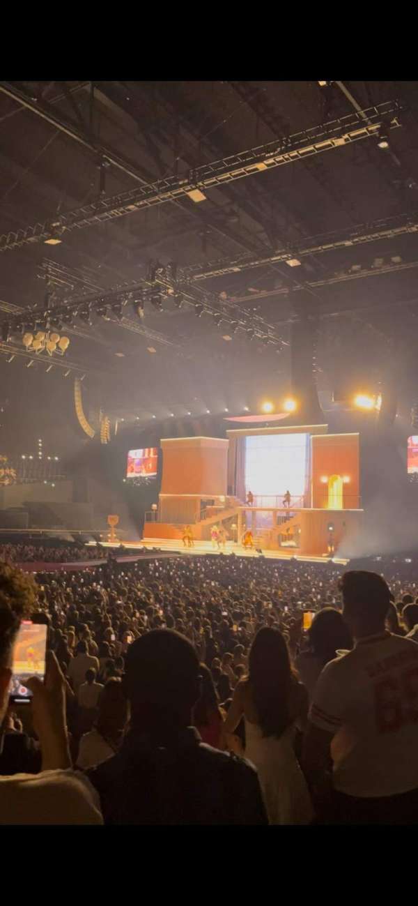 Hallenstadion, section: F1, row: 19, seat: 5