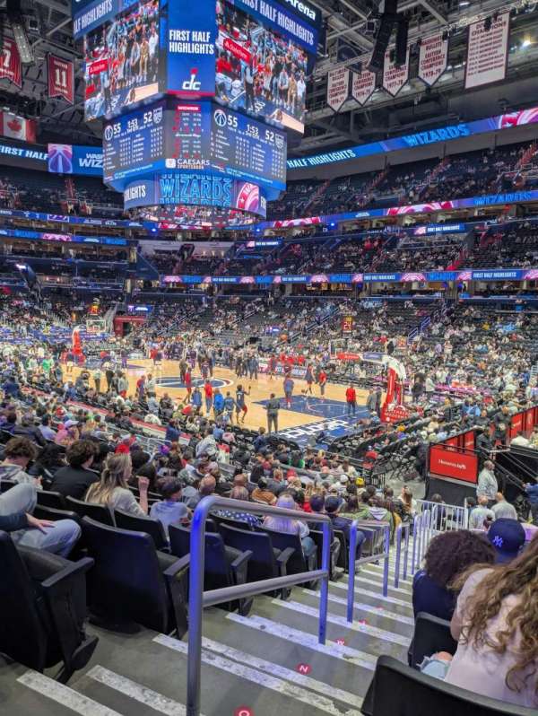 Capital One Arena, section: 114, row: Q, seat: 1