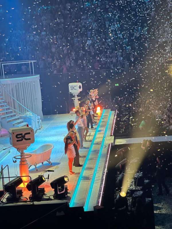 Ziggo Dome, section: 111, row: 6, seat: 394