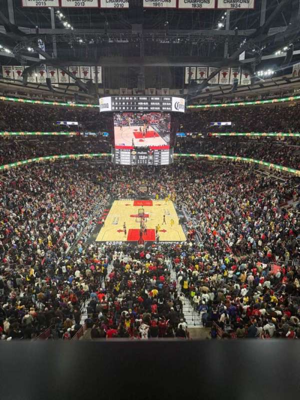 United Center, section: 309, row: 1, seat: 7