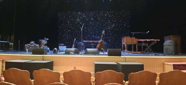 The Baby Grand, section: center, row: d, seat: 105