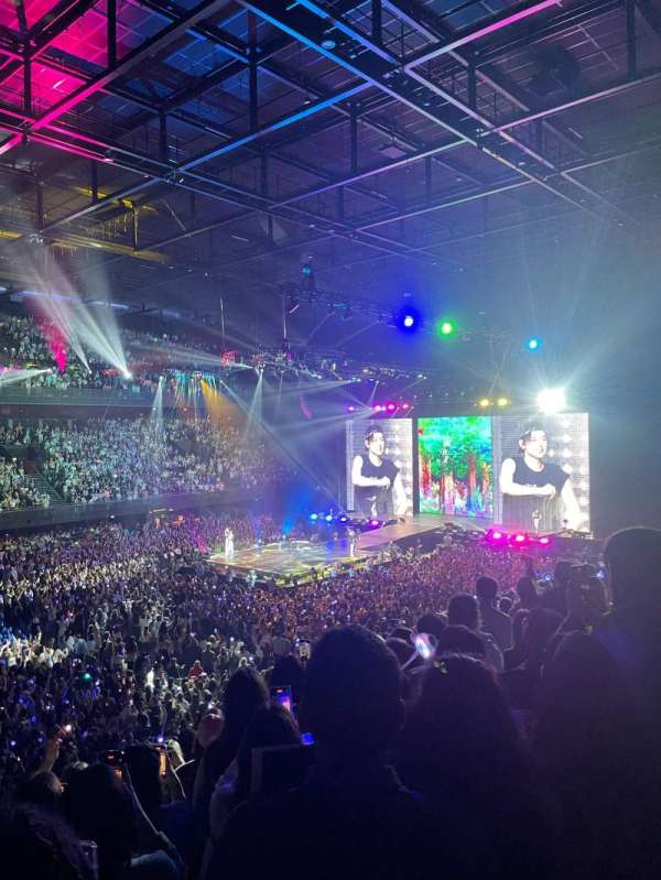 Ziggo Dome, section: 104, row: 12, seat: 123