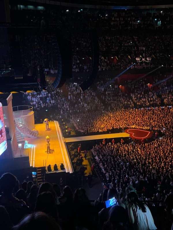 Avicii Arena, section: B6, row: 8, seat: 86