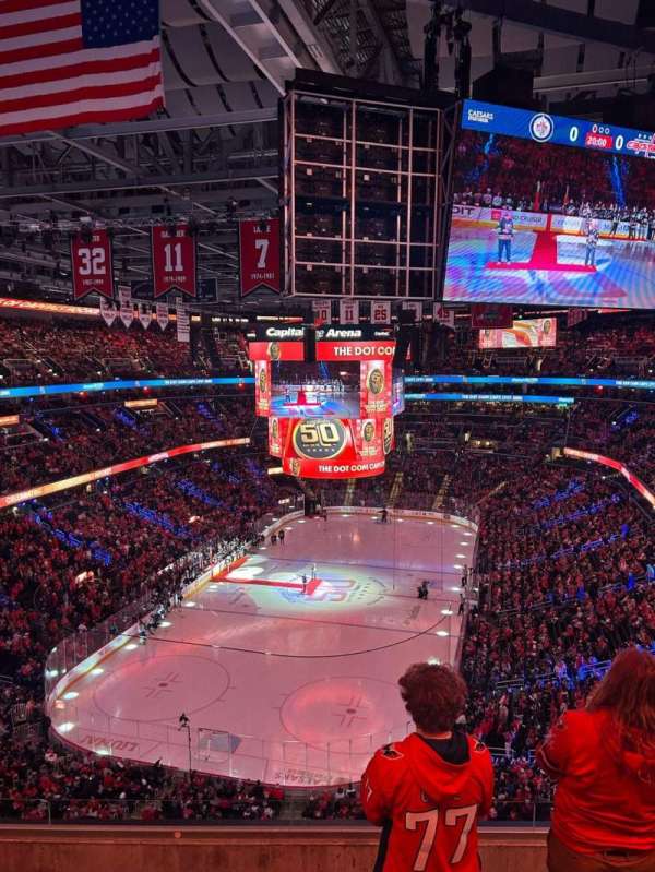 Capital One Arena, section: 410, row: F, seat: 7-9
